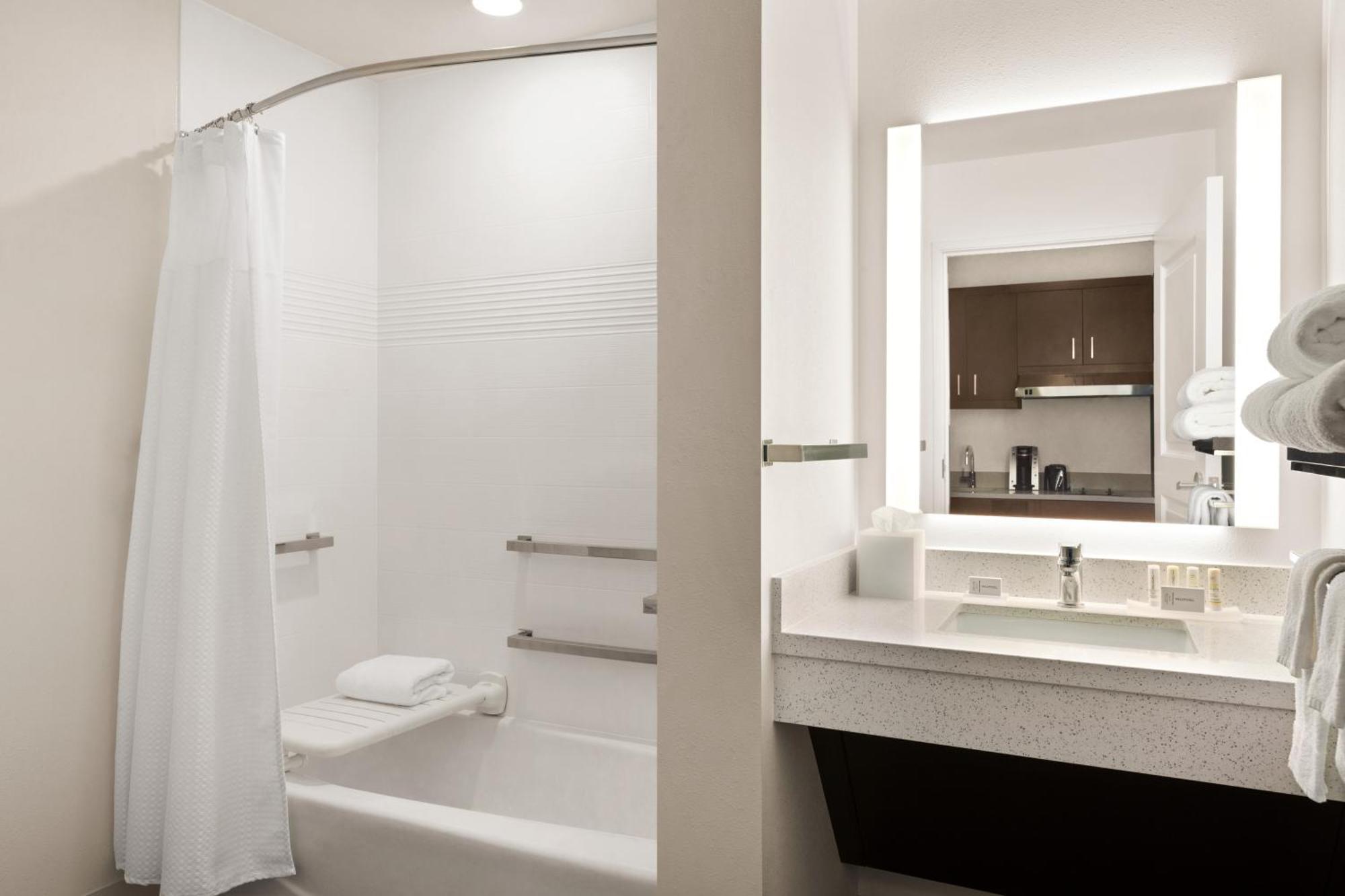Towneplace Suites Cedar Rapids Marion Esterno foto