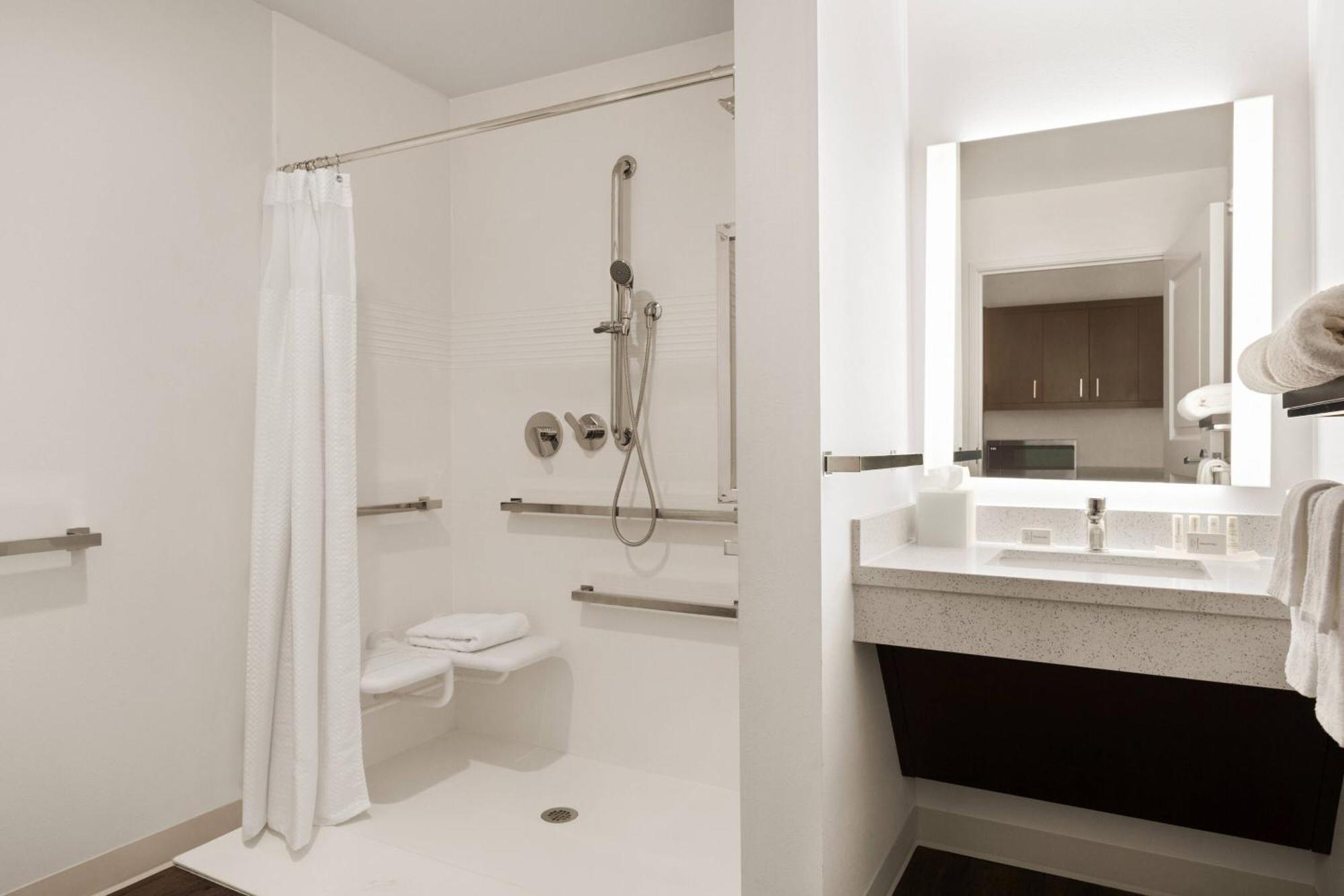 Towneplace Suites Cedar Rapids Marion Esterno foto