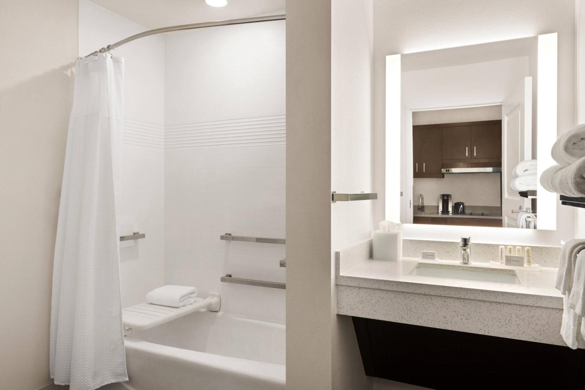 Towneplace Suites Cedar Rapids Marion Esterno foto